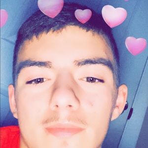 Meet your Posher, Aaron